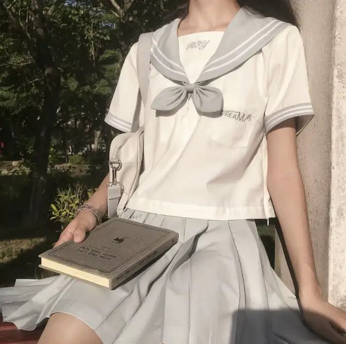 邪恶的蕾丝莉 在线观看